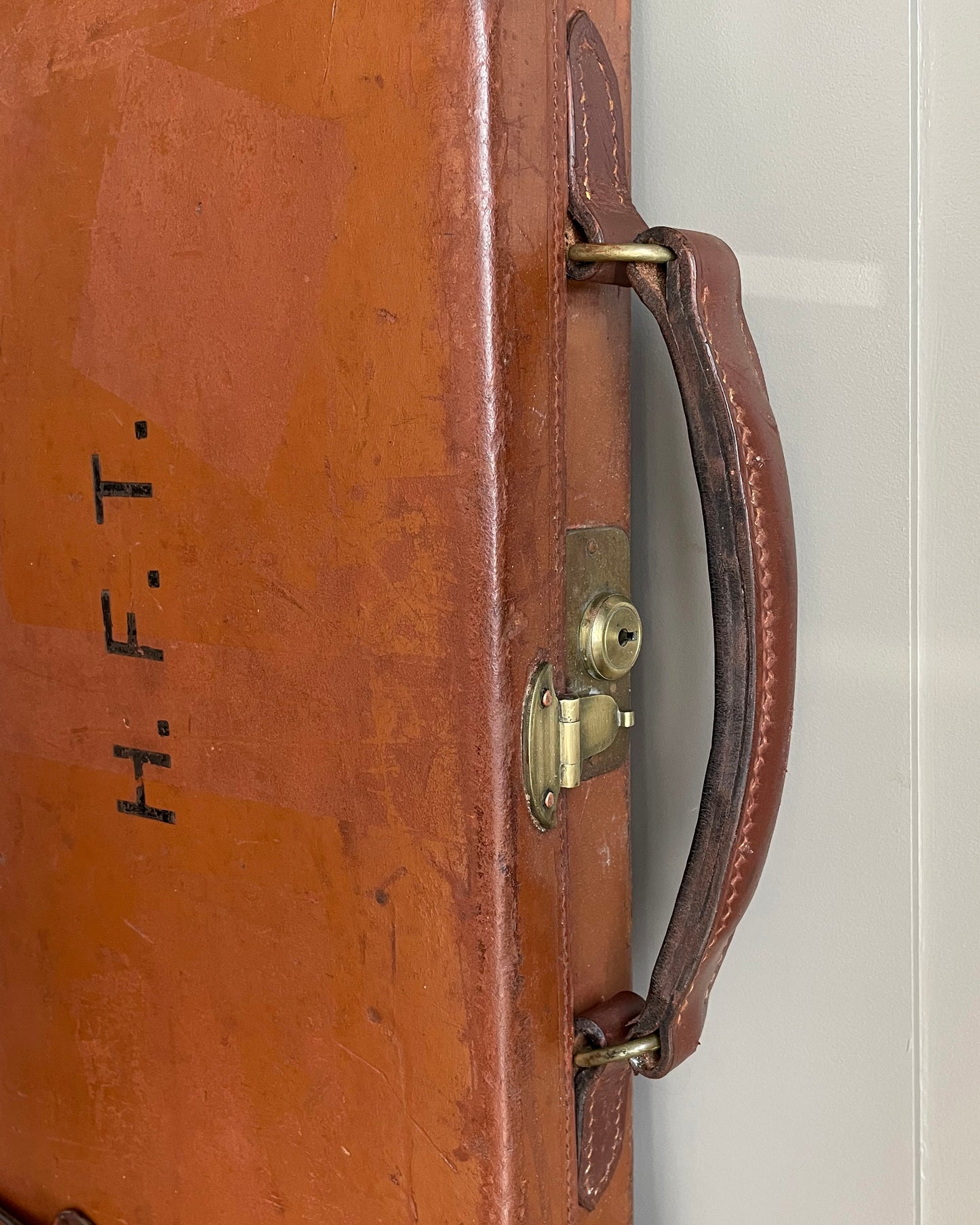 Holland & Holland Leather Bound Double Shotgun Case ANTIQUE