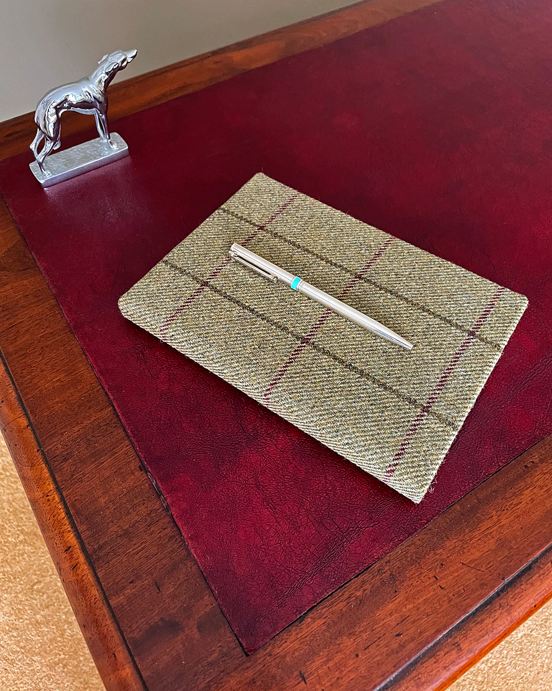 Compact Writing Table & Desk Mahogany & Leather Victorian (1860-1880) ANTIQUE