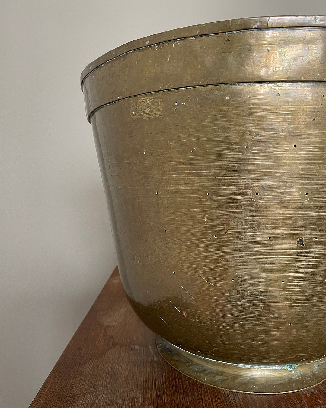 A Brass Bin For Logs Or Kindling Arts & Crafts Late 19th Century ANTIQUE