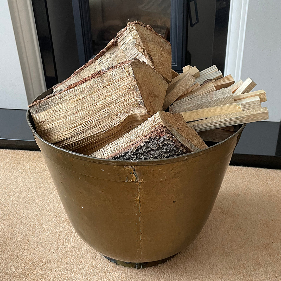 A Brass Bin For Logs Or Kindling Arts & Crafts Late 19th Century ANTIQUE