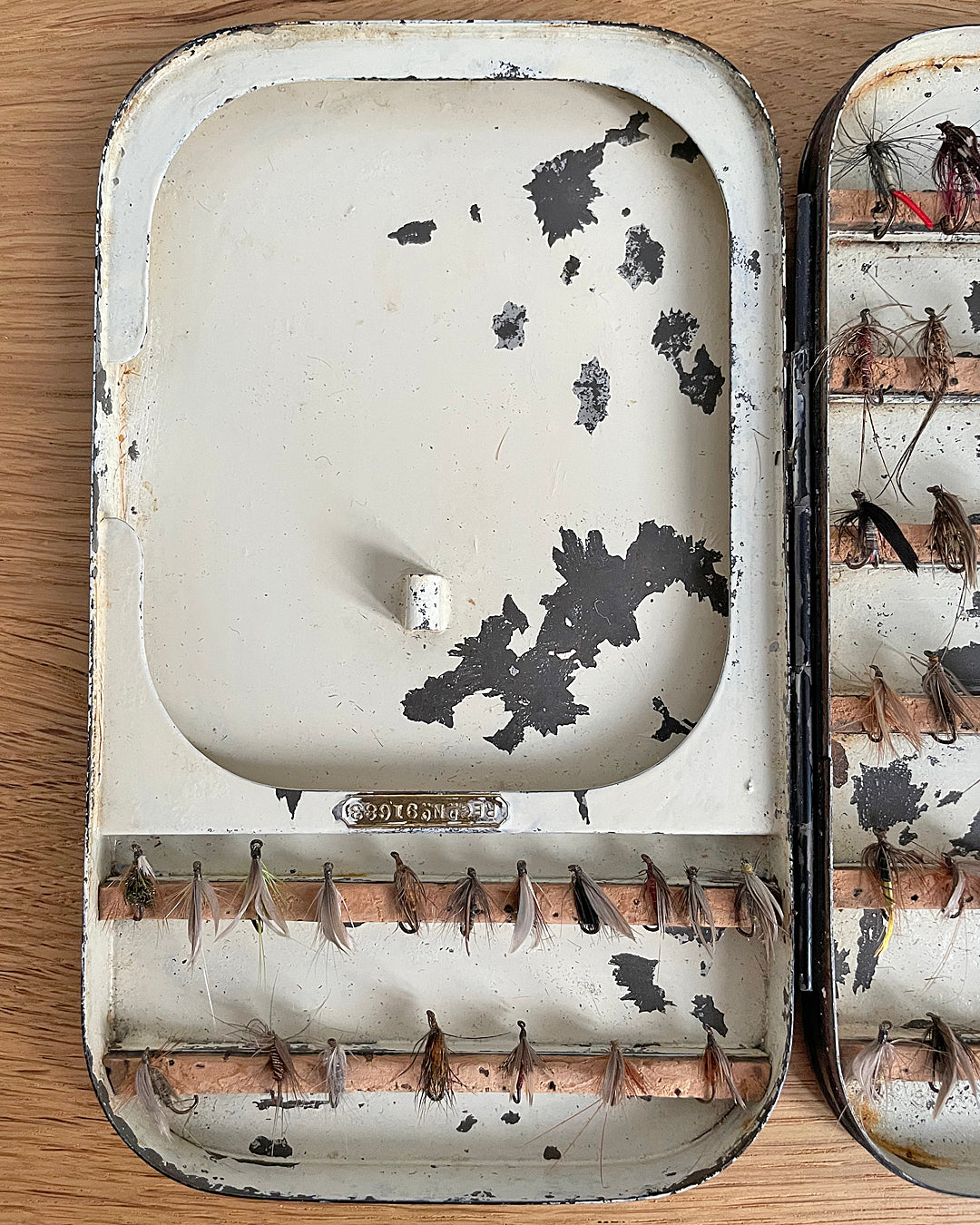 C. Farlow & Co. Ltd Black Japanned Fly Fishing Box & Flies c. 1906 ANTIQUE