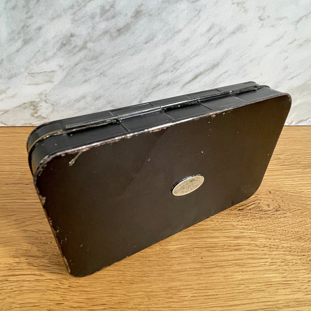 Hardy Bros Alnwick Black Japanned Dry Fly Fishing Box & Flies ANTIQUE