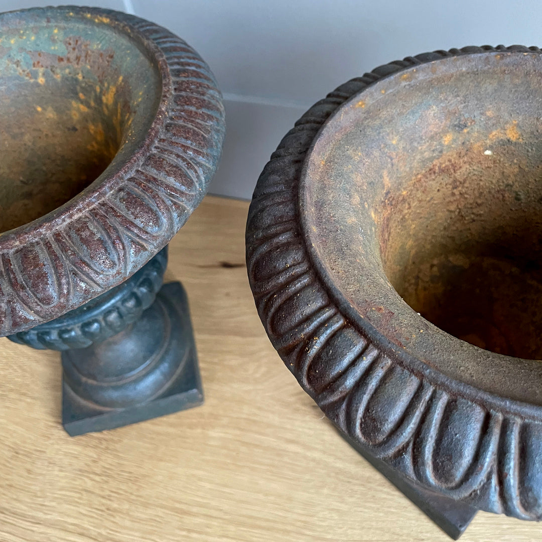 Pair Of Cast Iron Garden Urns Black 22cm VINTAGE