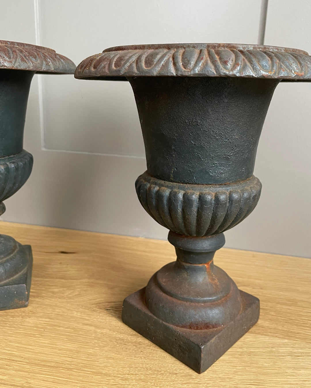 Pair Of Cast Iron Garden Urns Black 22cm VINTAGE