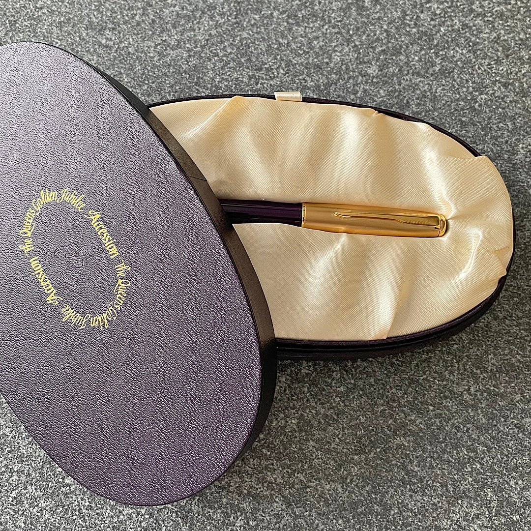 Parker Sonnet Fountain Pen Accession EIIR Gold 2002 Unused COLLECTABLE