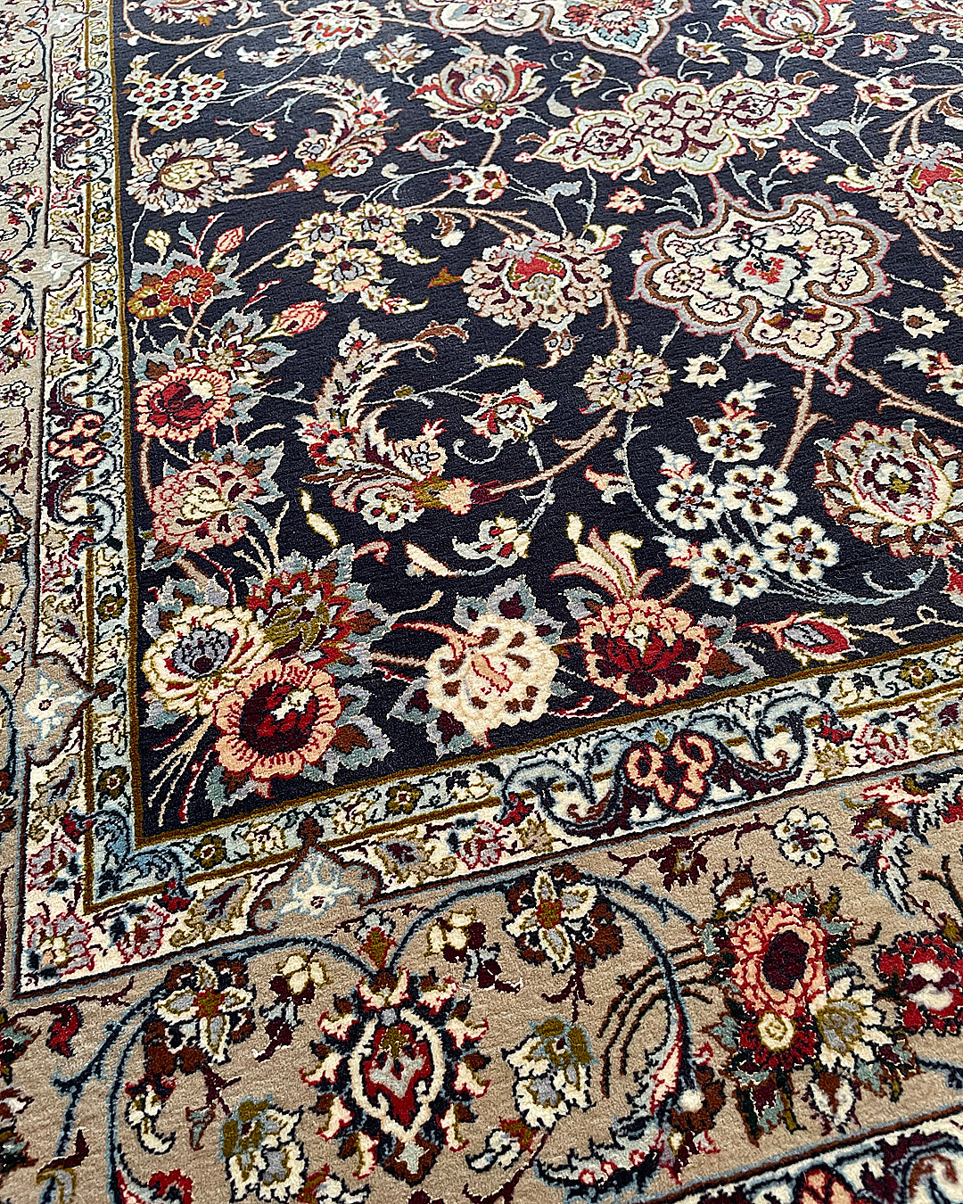 Persian Rug Isfahan 201cm x 127.5cm Navy & Ivory VINTAGE