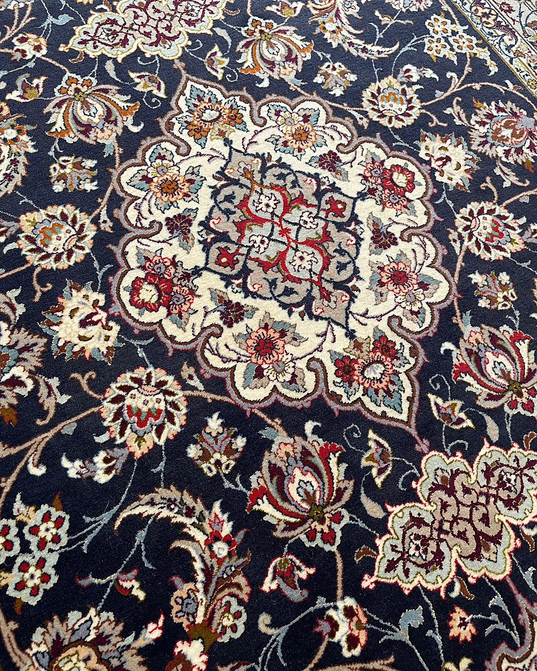 Persian Rug Isfahan 201cm x 127.5cm Navy & Ivory VINTAGE