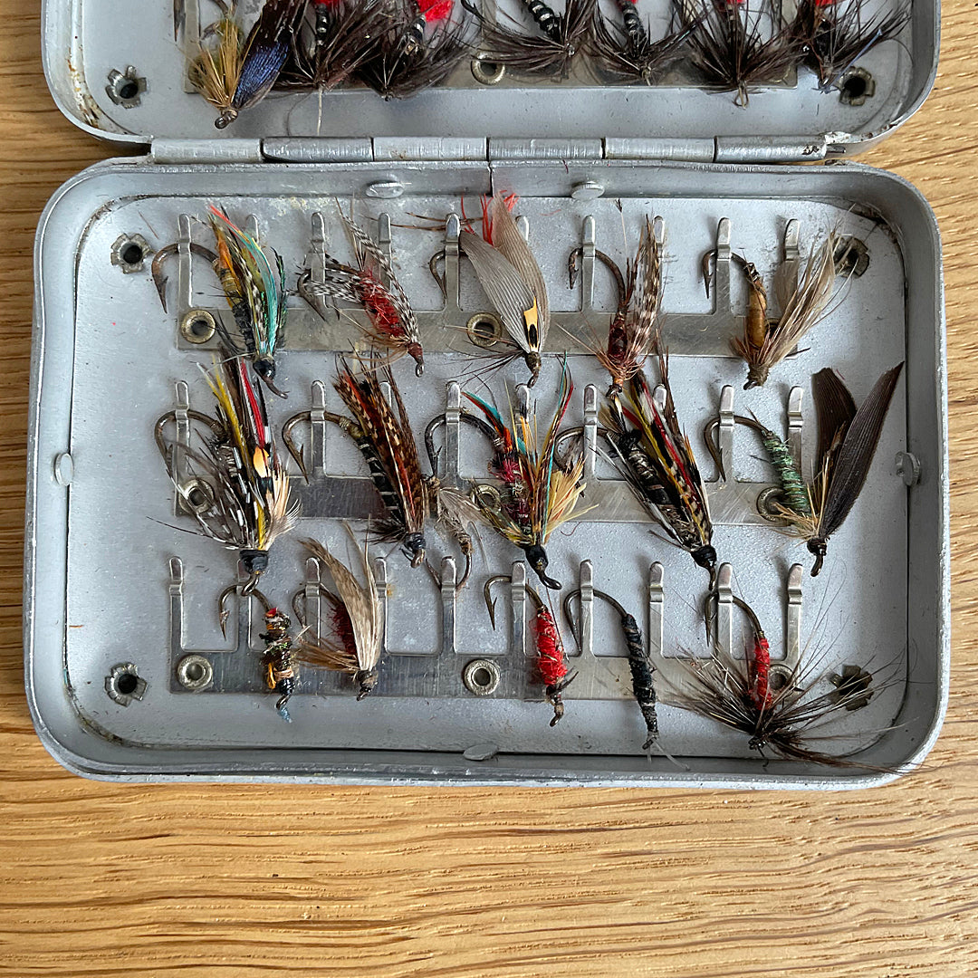 Wheatley Fly Fishing Box & Flies Aluminium 3.5 x 2.5" 1960's VINTAGE