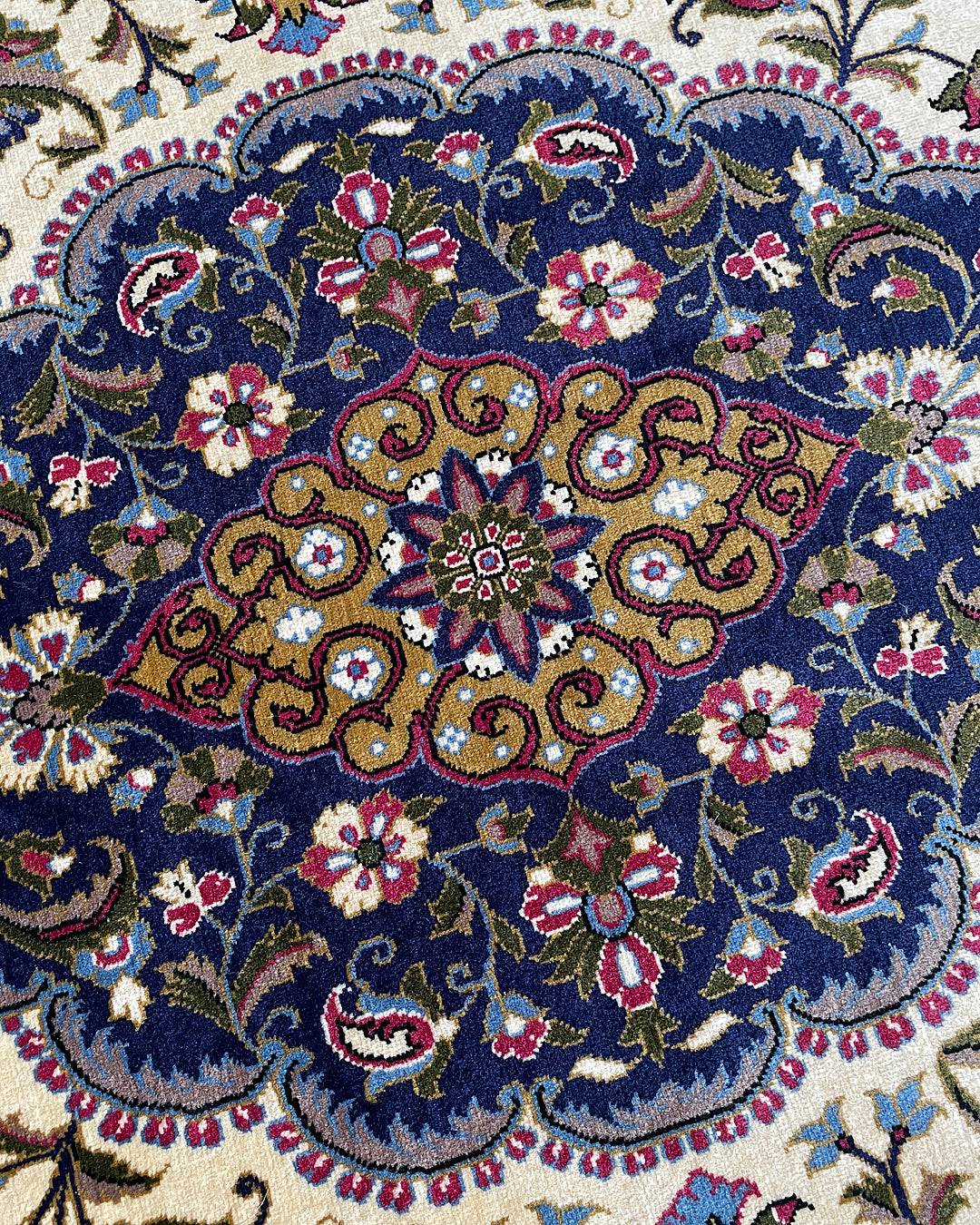Persian Rug Kashan 223cm x 139cm Ivory & Navy VINTAGE