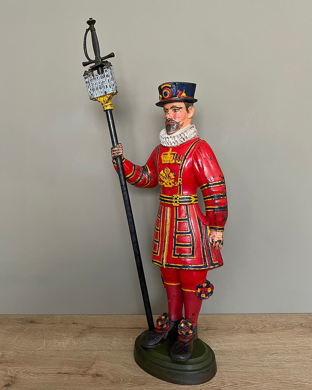 Fireside Companion Beefeater Cast Iron Stand English c. 1910 ANTIQUE
