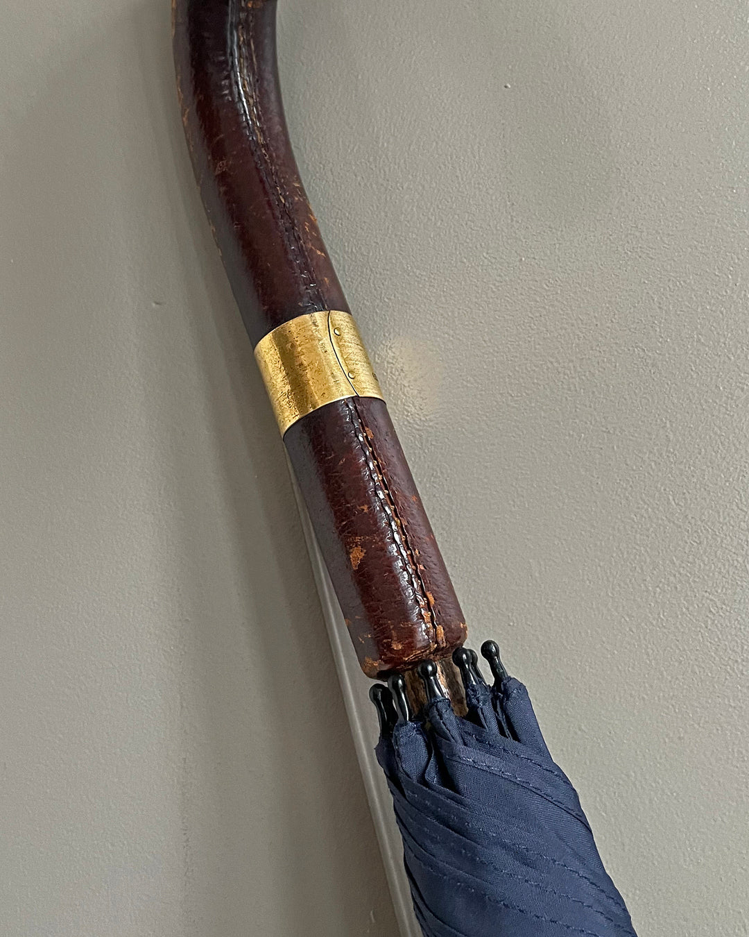 Fox Stick Umbrella Navy & Leather Handle & Gold Collar 18ct VINTAGE
