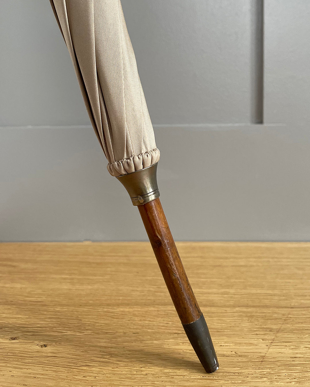 Fox Parasol Camel Canopy & Blackthorn Handle & Tassel VINTAGE