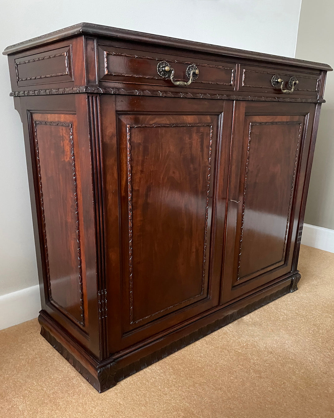 Howard & Sons Mahogany Side Cabinet With Baize Covered Shelves 1930's Country House Style VINTAGE