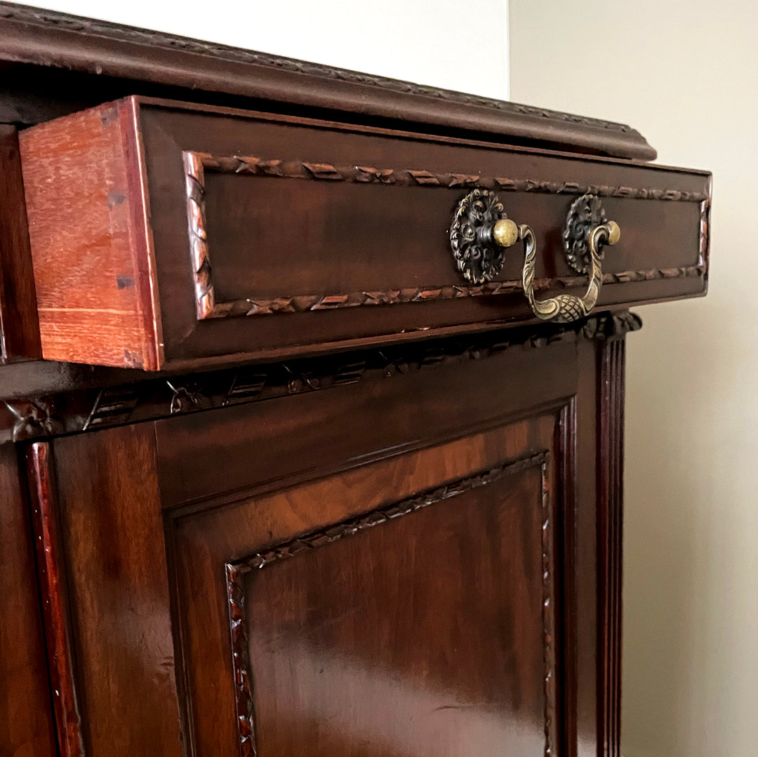 Howard & Sons Mahogany Side Cabinet With Baize Covered Shelves 1930's Country House Style VINTAGE