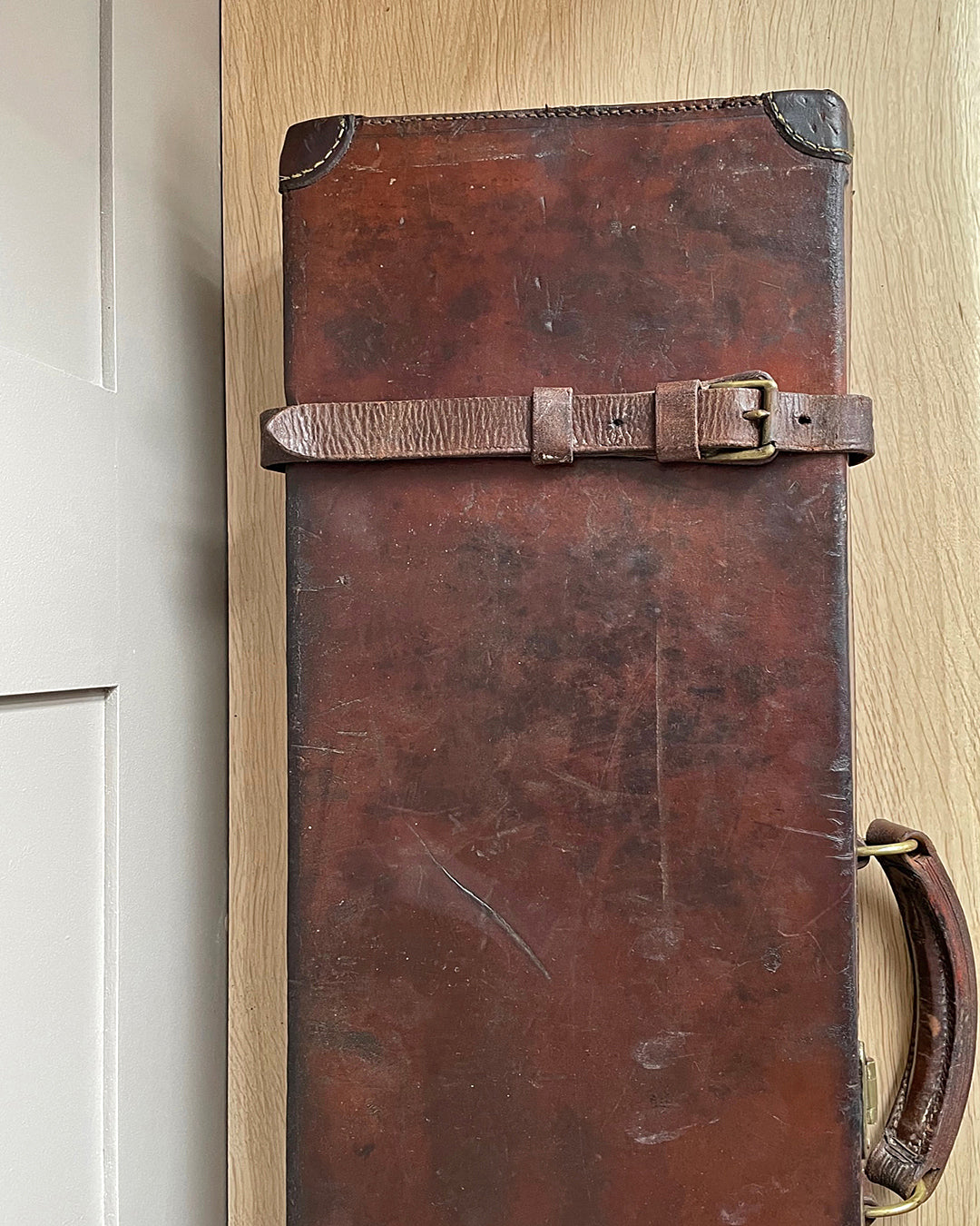 Holland & Holland Leather Bound Single Gun Case ANTIQUE