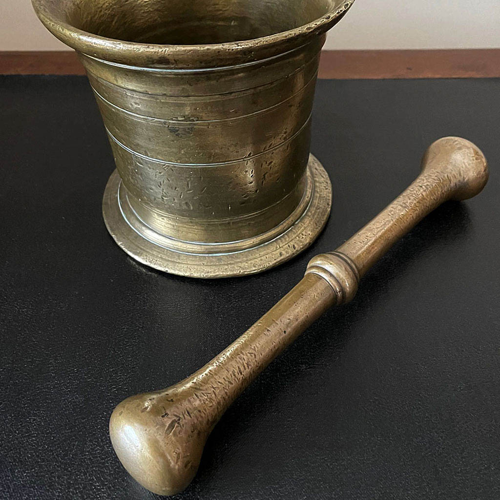 Georgian Bronze Pestle & Mortar English 17th Century ANTIQUE