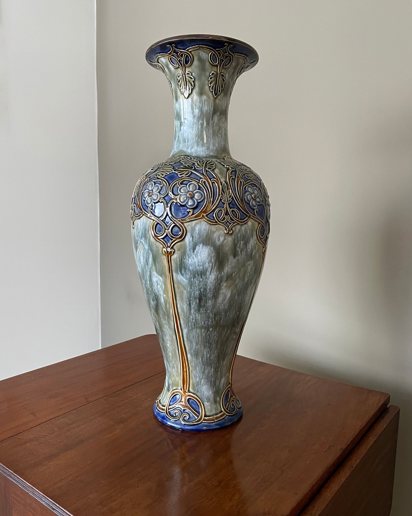 Royal Doulton Lambeth Vase 45.5cm Art Nouveau Eliza Simmance 1906 ANTIQUE